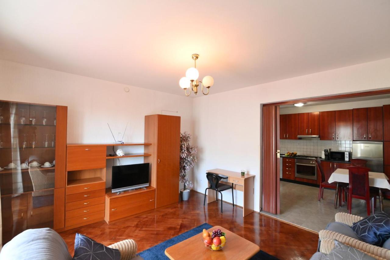 Antonio Apartments リエカ エクステリア 写真